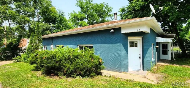 $169,500 | 115 North 5th Street, De Soto, MO 63020