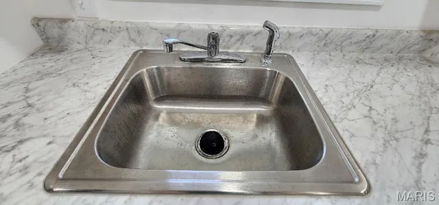 $169,500 | 115 North 5th Street, De Soto, MO 63020