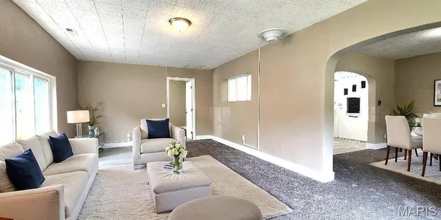 $169,500 | 115 North 5th Street, De Soto, MO 63020