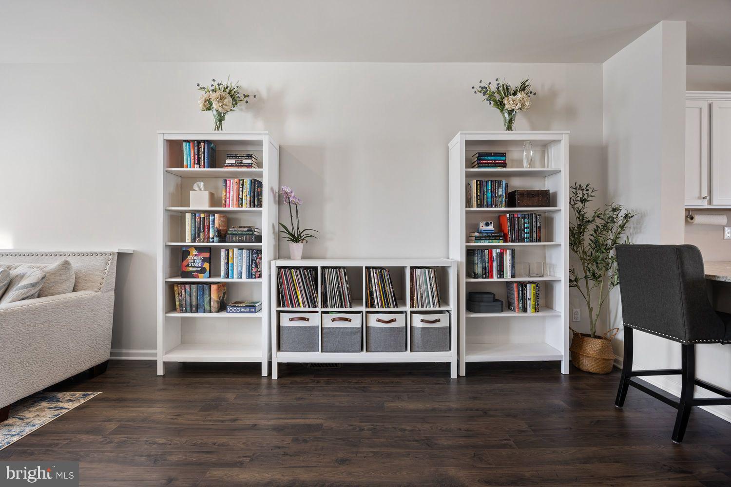 69 Sister's Farmstead Rd Mount Mount Laurel, NJ 08054 - Photo 16 of 44 a view of living room with furniture and book shelf