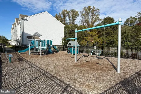 $549,999 | 69 Sister's Farmstead Rd Mount, Mount Laurel, NJ 08054