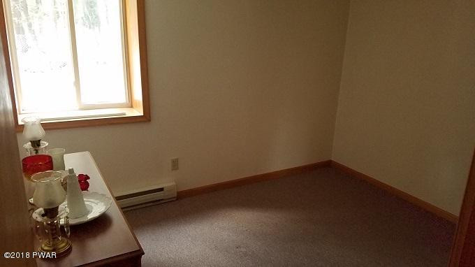 515 Carlton Road Tobyhanna, PA 18466 - Photo 14 of 21 14
