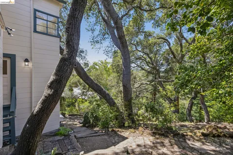 $739,000 | 2380 Leimert Boulevard, Oakland, CA 94602
