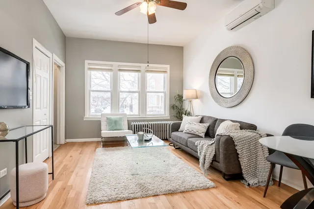 $625,000 | 2122 North Stave Street, Chicago, IL 60647