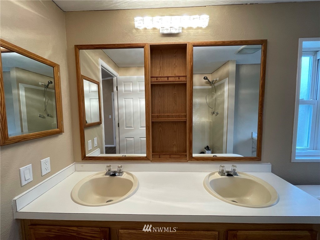 700 North Reed Street, Unit 40 Sedro-Woolley, WA 98284 - Photo 28 of 40 Gallery Image 28
