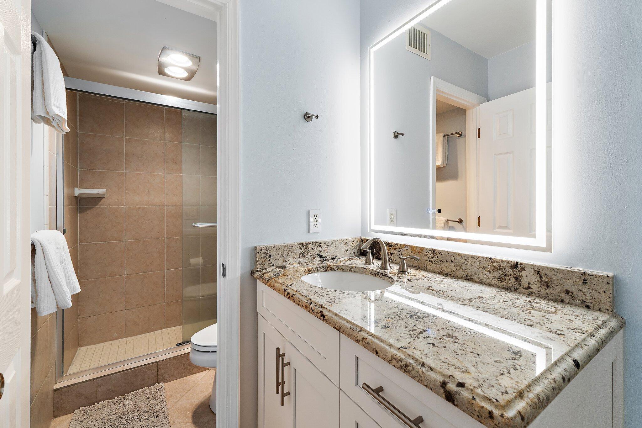 336 Golfview Road, Unit 619 North Palm Beach, FL 33408 - Photo 16 of 55 Primary Bath 2