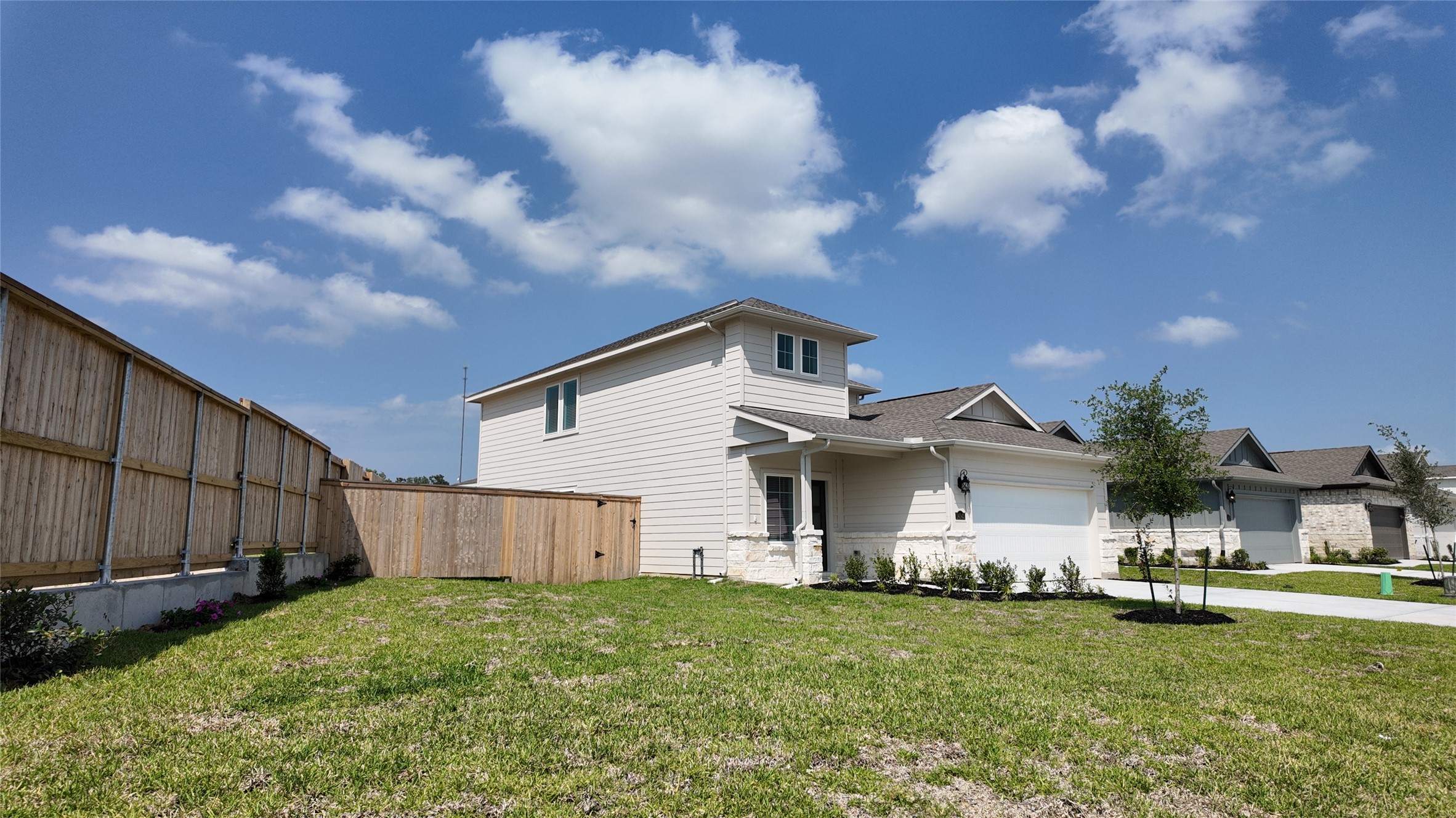 14143 Granger Pointe Lane Conroe, TX 77302 - Photo 3 of 25