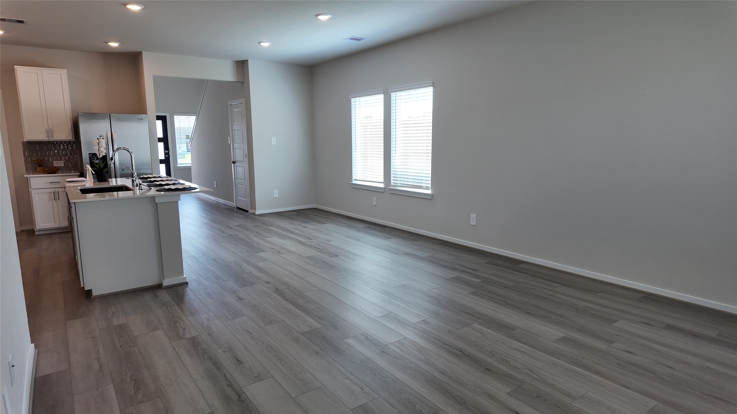 14143 Granger Pointe Lane Conroe, TX 77302 - Photo 9 of 25