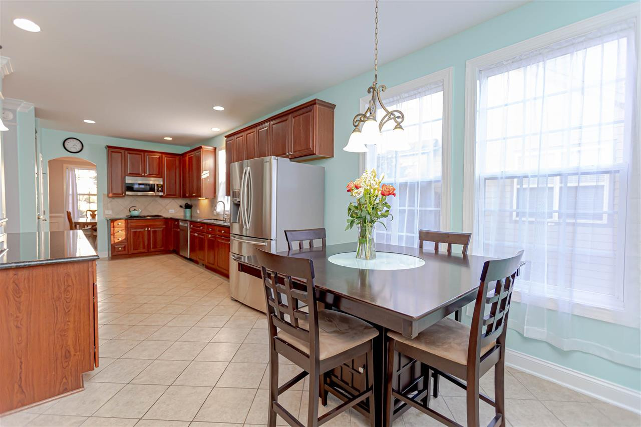 10141 Darling Street Raleigh, NC 27613 - Photo 11 of 30 Breakfast