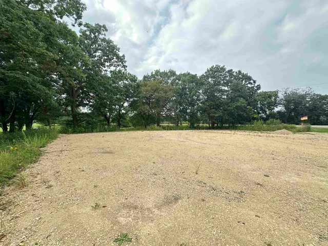 $140,000 | E9161 County Road H, Wisconsin Dells, WI 53965