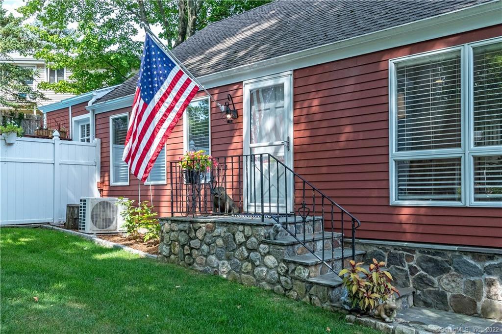 35 Circle Road Norwalk, CT 06854 - Photo 1 of 1