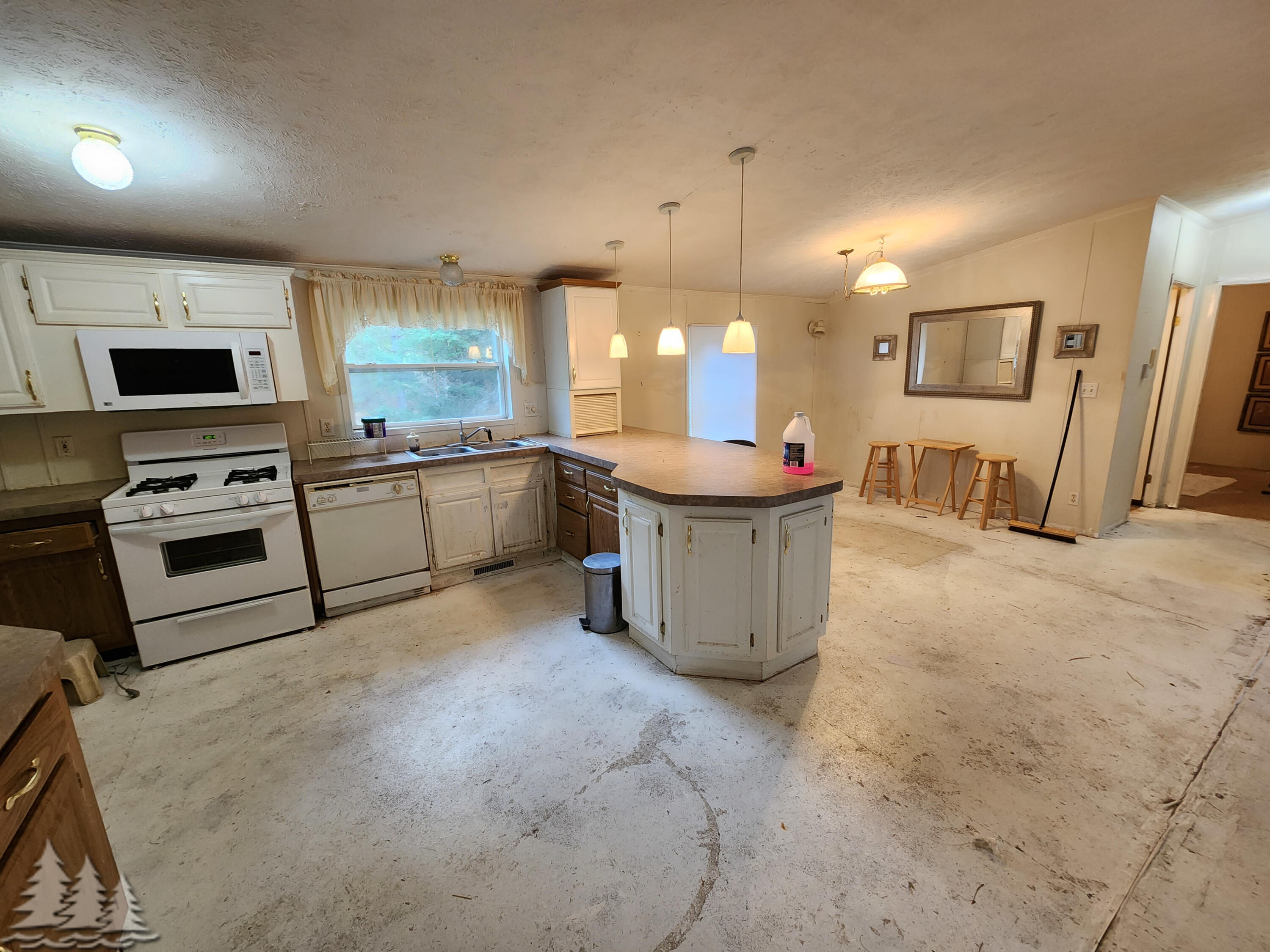 1124 Ruth Road Lewiston, MI 49756 - Photo 18 of 42 Gallery Image 18