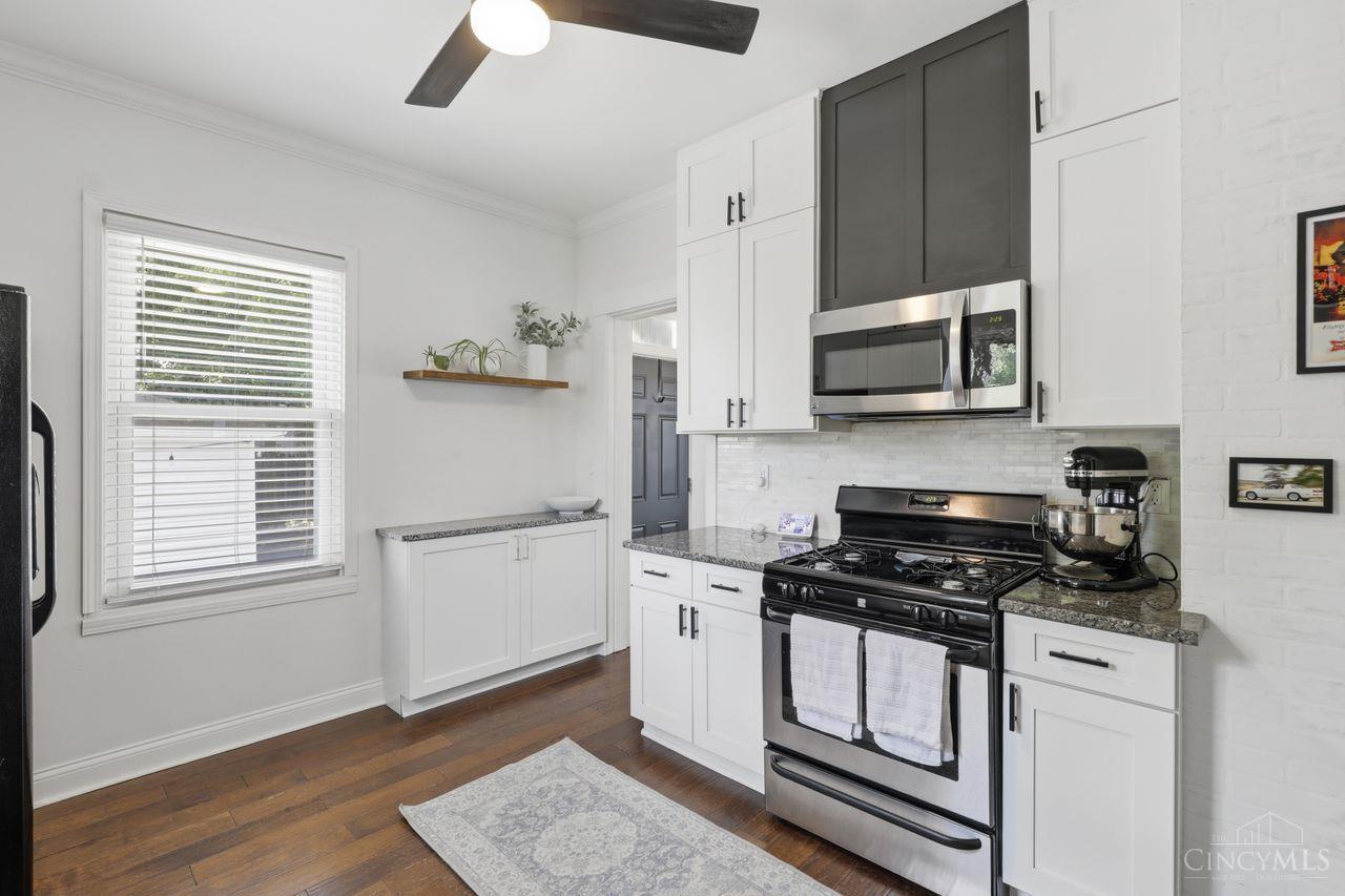 3329 Brotherton Road Cincinnati, OH 45209 - Photo 17 of 41
