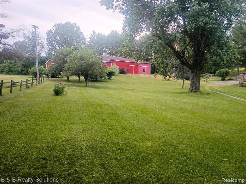 5544 Piersonville Road Columbiaville, MI 48421 - Photo 45 of 49