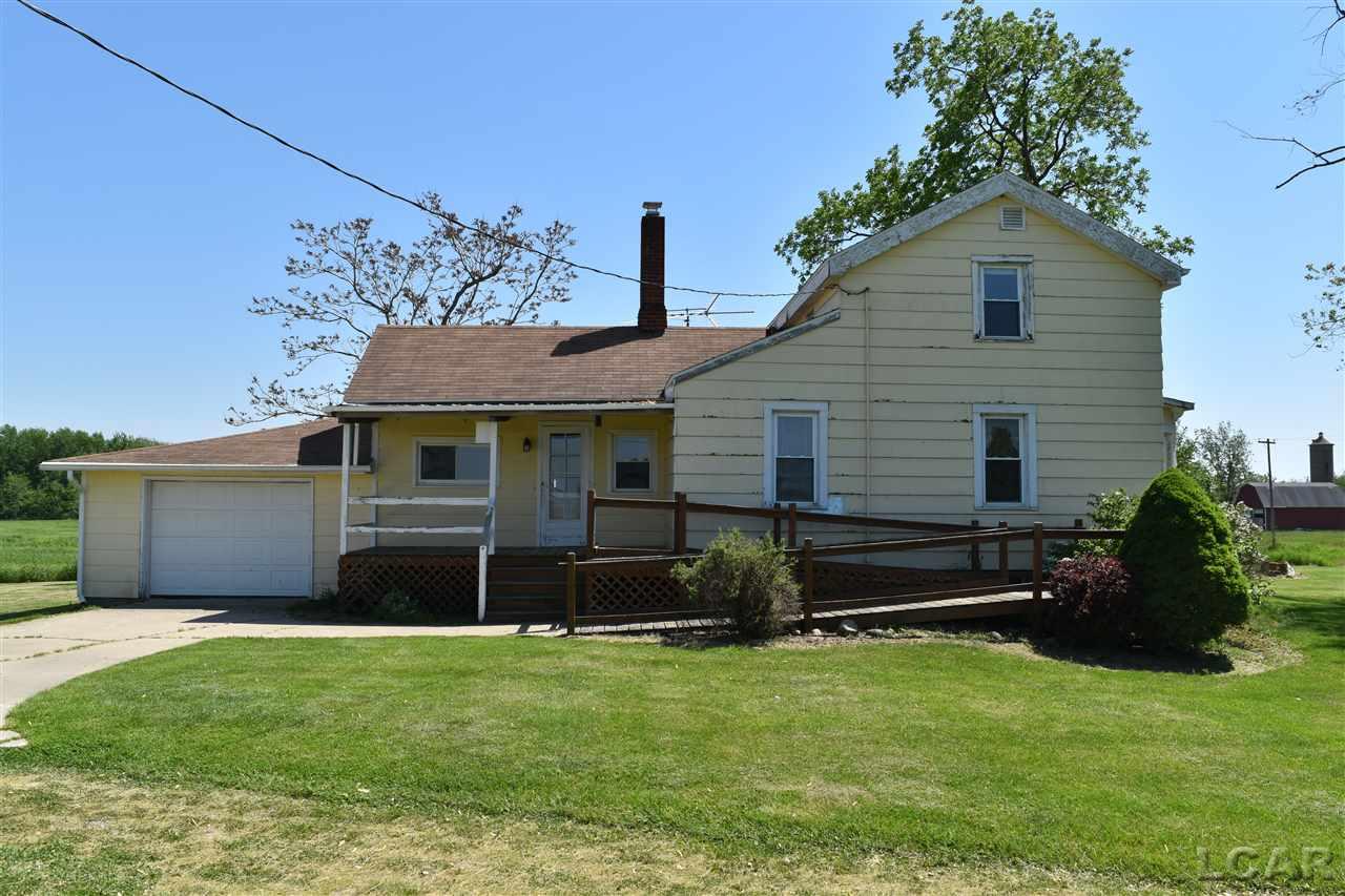 9091 Elm Road Hudson, MI 49247 - Photo 4 of 28 50013180-3.JPG