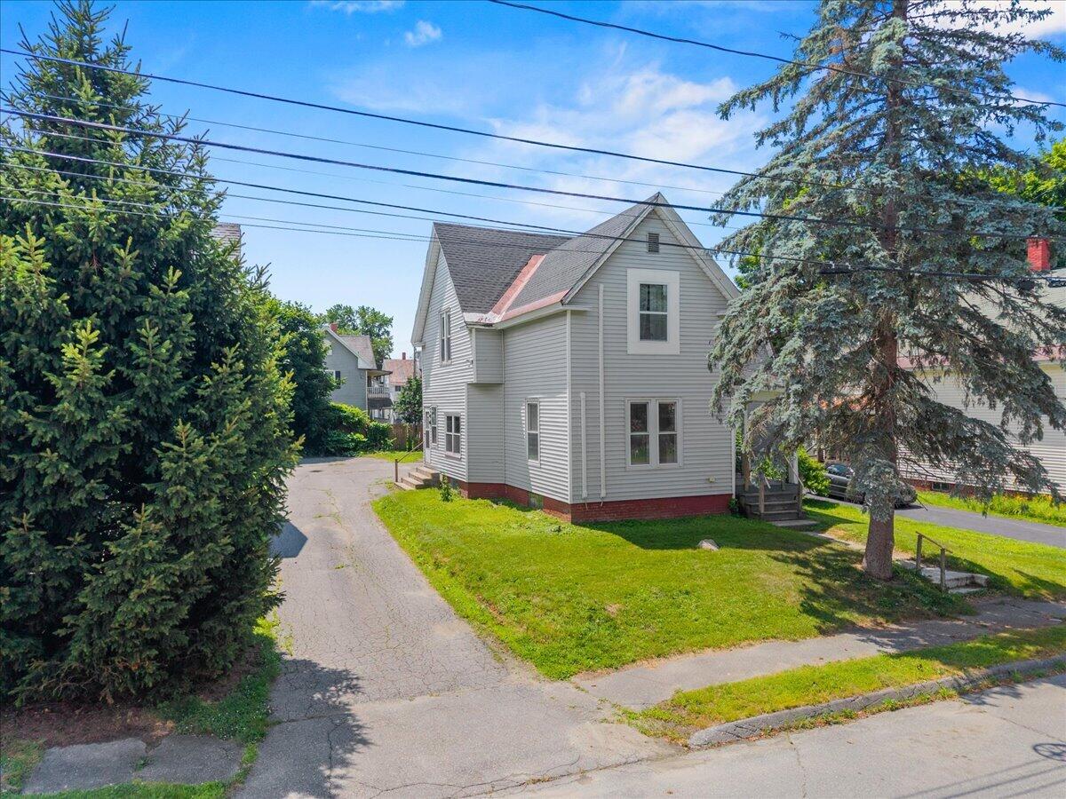 22 Ash Street Waterville, ME 04901 - Photo 1 of 40 57-07-10-26 22 Ash Updates-03