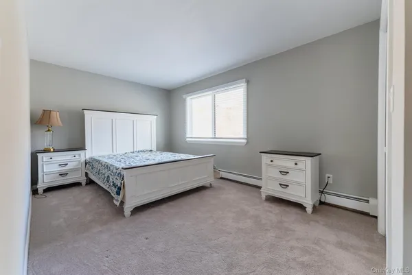 $399,900 | 10 Rondout Harbor, Port Ewen, NY 12466