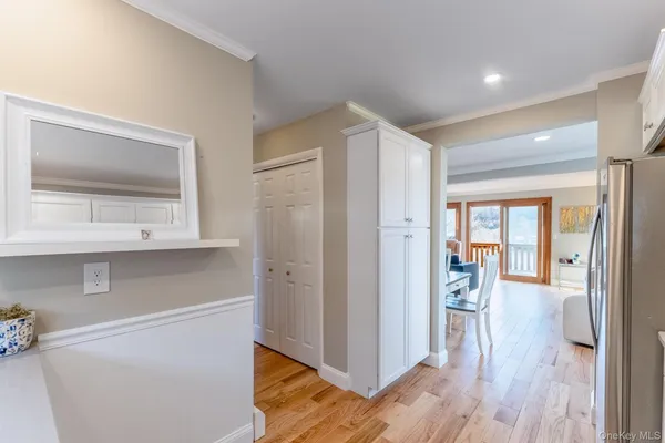 $399,900 | 10 Rondout Harbor, Port Ewen, NY 12466