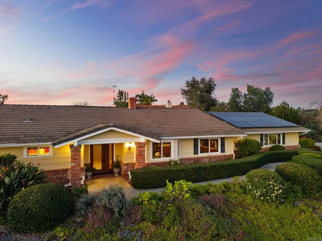 $1,275,000 | 4029 Alta Vista Drive, Fallbrook, CA 92028