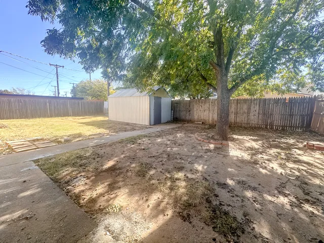 $1,495 | 5403 32nd Street, Lubbock, TX 79407