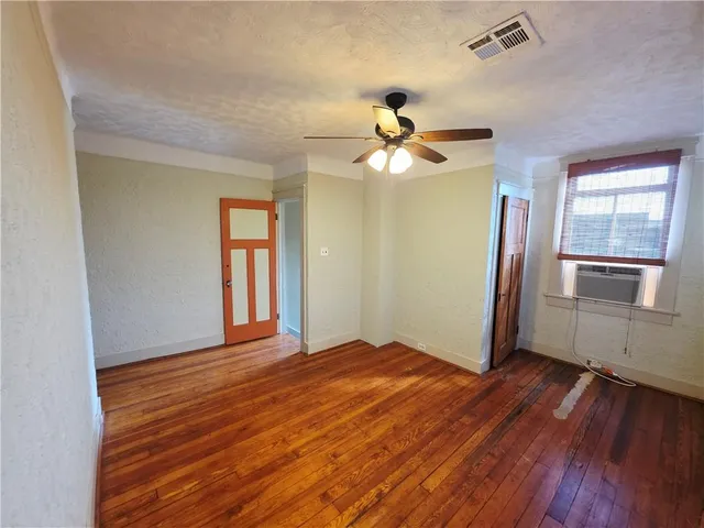 $1,300 | 2229 Onzaga Street, New Orleans, LA 70119