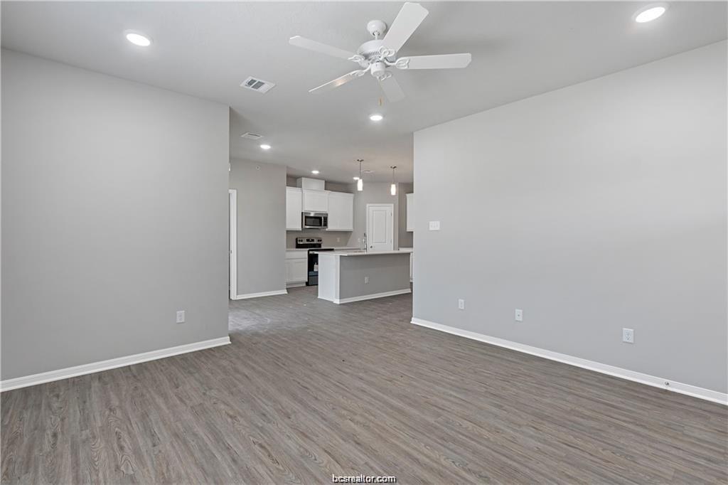 1326 Prairie Drive, Unit 1211 Bryan, TX 77803 - Photo 4 of 18