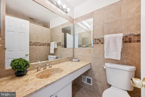 $1,350,000 | 10600 Vantage Court, Potomac, MD 20854