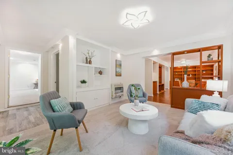 $1,350,000 | 10600 Vantage Court, Potomac, MD 20854