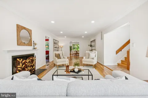 $1,350,000 | 10600 Vantage Court, Potomac, MD 20854