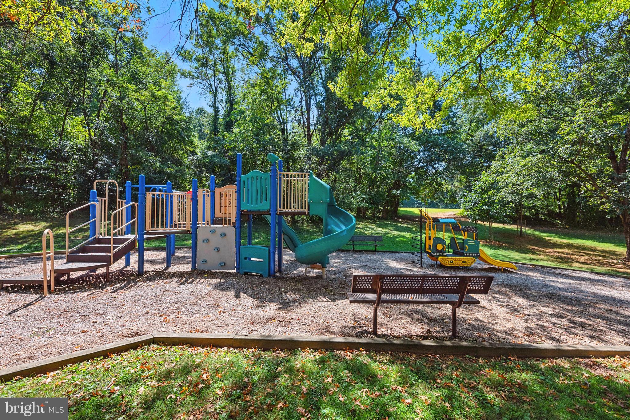 10600 Vantage Court Potomac, MD 20854 - Photo 41 of 51 a view of a park with chairs