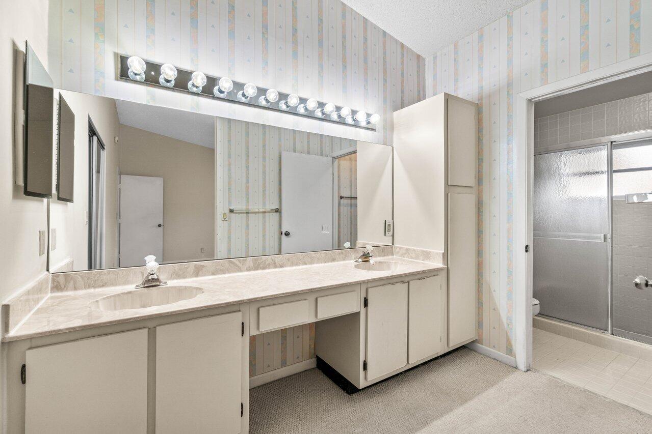 10001 Country Brook Road Boca Raton, FL 33428 - Photo 15 of 25 020-10001CountryBrookRoad-BocaRaton-FL-3