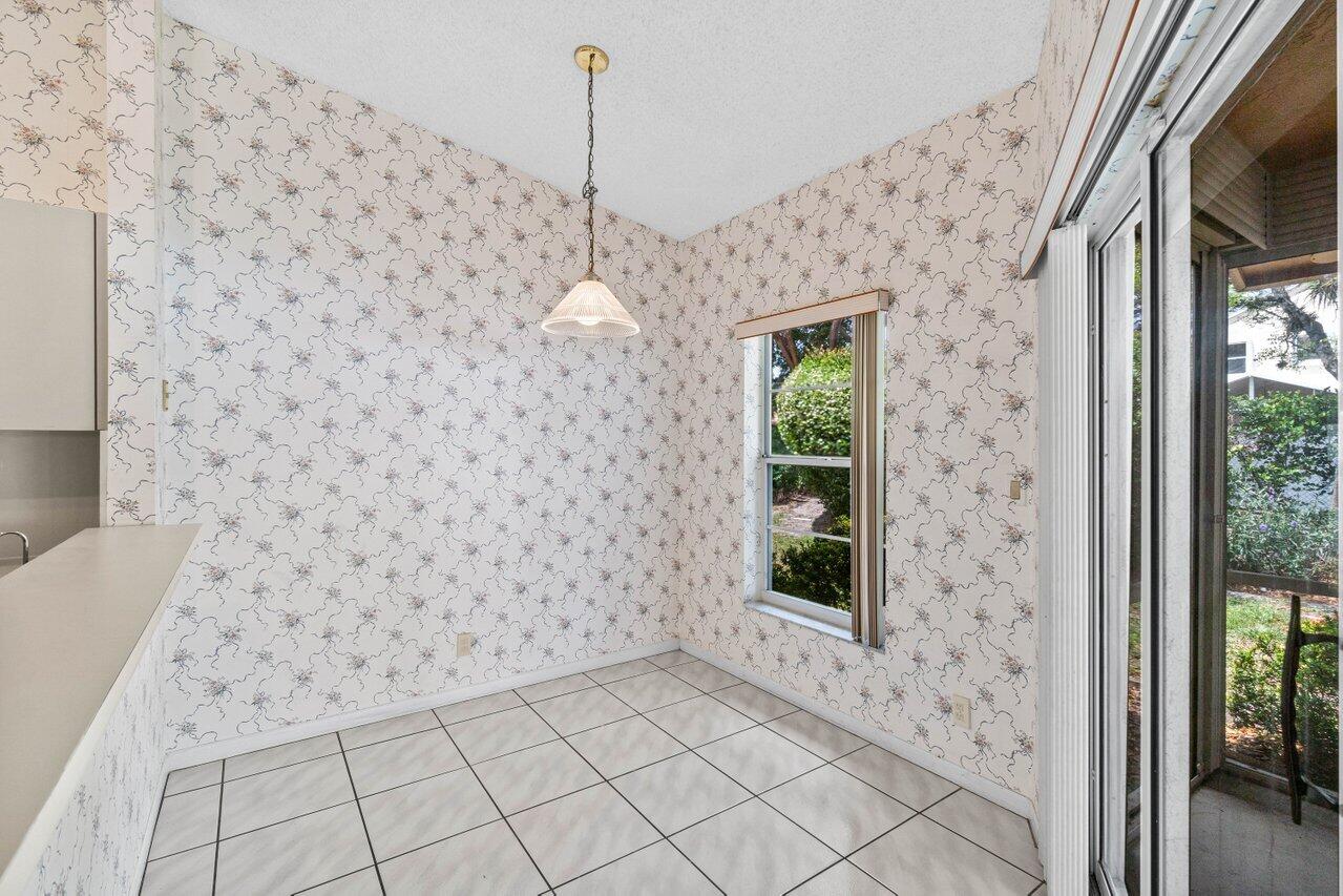 10001 Country Brook Road Boca Raton, FL 33428 - Photo 10 of 25 015-10001CountryBrookRoad-BocaRaton-FL-3