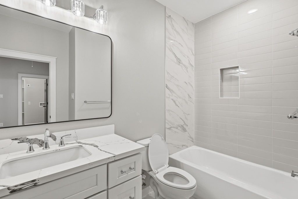 4723 Mallow Street, Unit B Houston, TX 77033 - Photo 23 of 27
