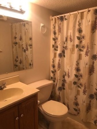 324 Stapleton Road Springfield, MA 01109 - Photo 15 of 22