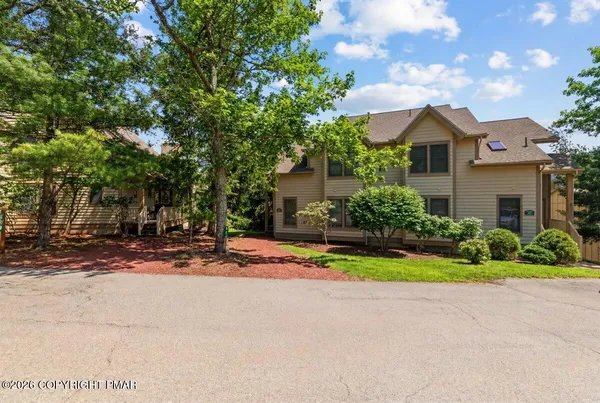 $320,000 | 393 Vista Drive, Tannersville, PA 18372