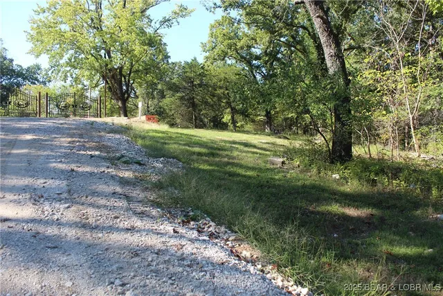 $198,000 | 32 Big Cedar Drive, Camdenton, MO 65020