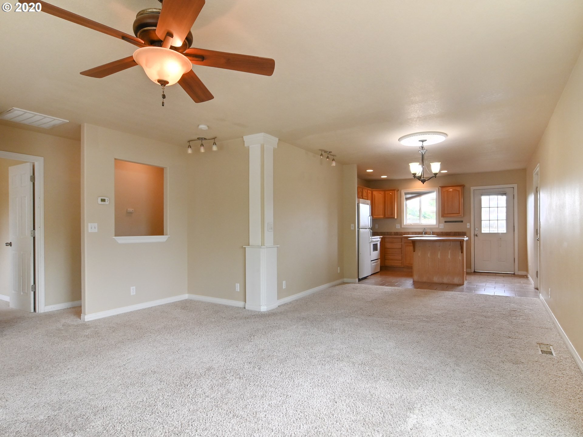 644 Filbert Avenue Eugene, OR 97404 - Photo 8 of 32 Gallery Image 8