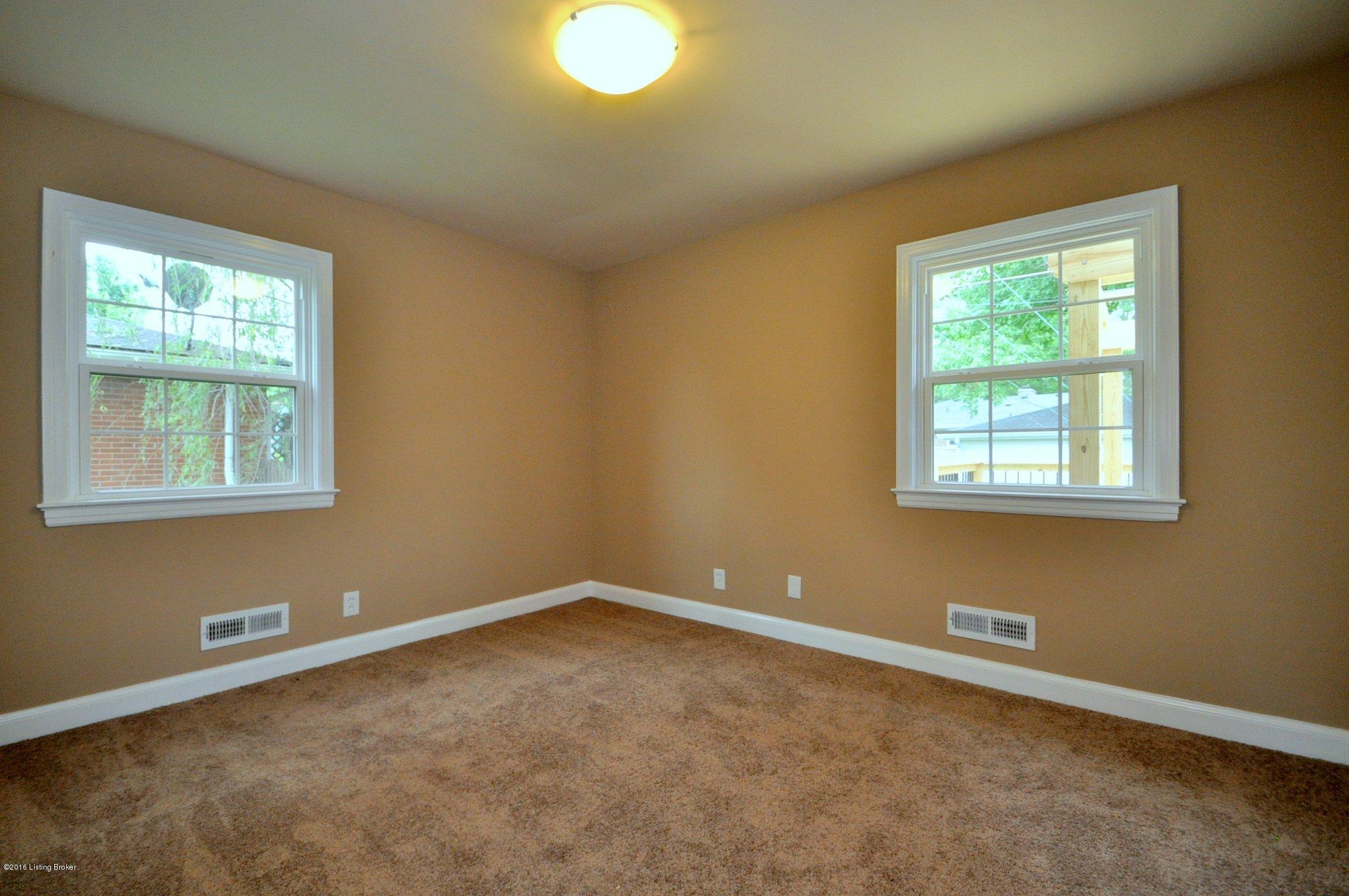 3529 Hughes Road Louisville, KY 40207 - Photo 11 of 24 DSC_0025