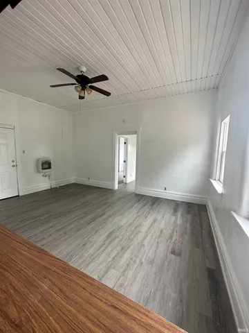 $1,000 | 104 1/2 West Michigan Street, Unit 3, Lagrange, IN 46761