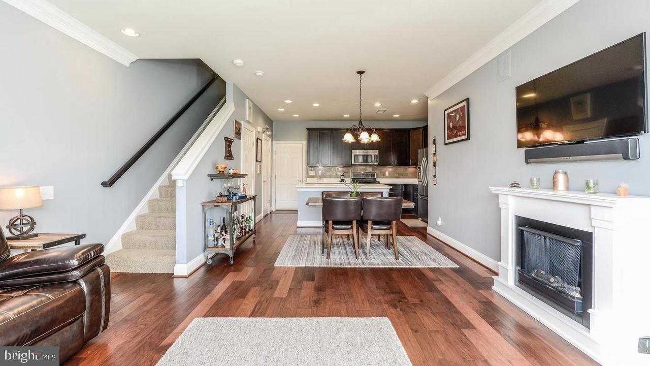 42823 Burrell Square Ashburn, VA 20147 - Photo 6 of 17