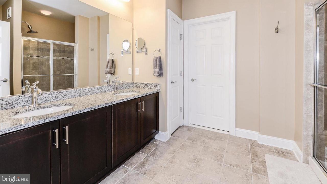 42823 Burrell Square Ashburn, VA 20147 - Photo 10 of 17