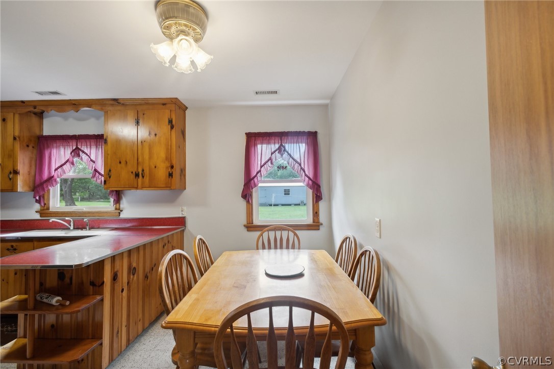 4010 Randolph Road North Chesterfield, VA 23236 - Photo 10 of 34 Gallery Image 10