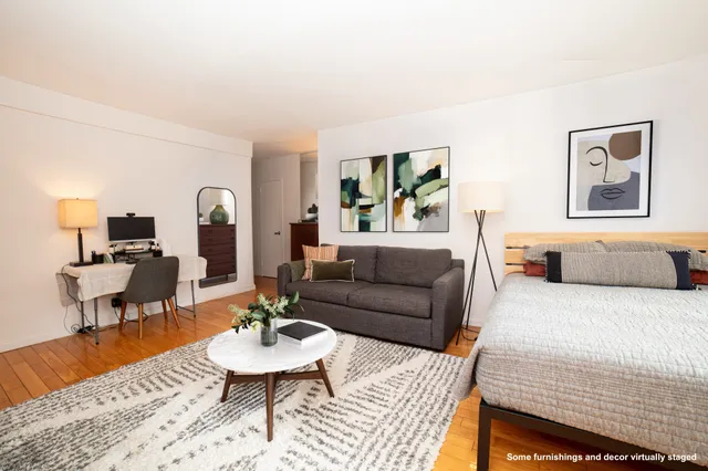 $599,000 | 69 5th Avenue, Unit 5A | Flatiron