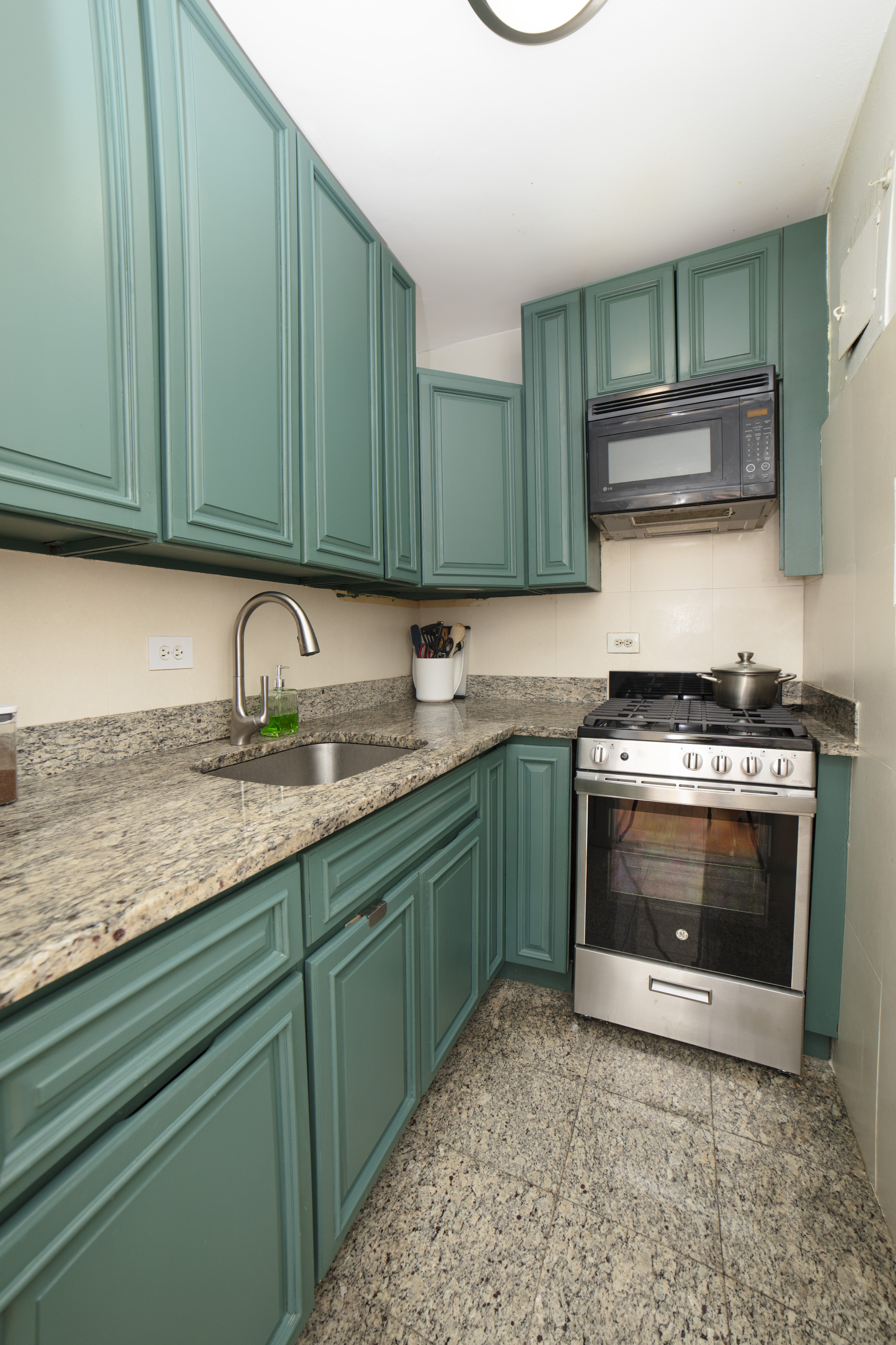 69 5th Avenue, Unit 5A Manhattan, NY 10003 - Photo 7 of 13