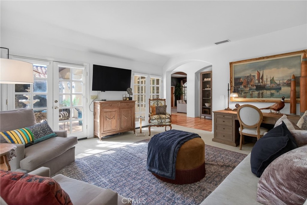 1353 Rimroad Riverside, CA 92506 - Photo 13 of 52