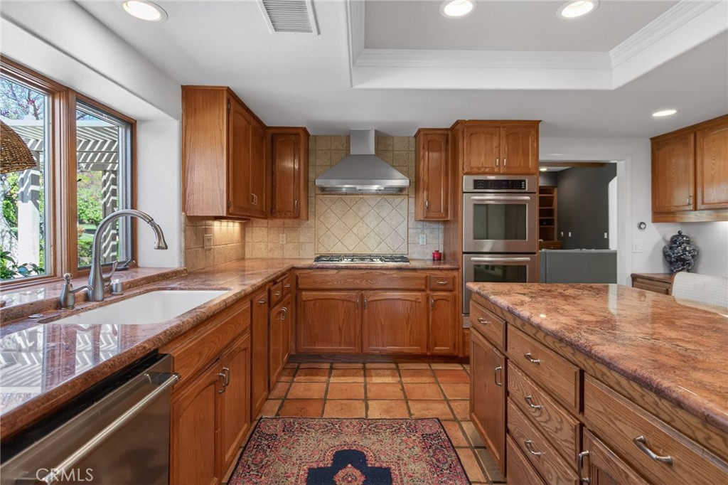 1353 Rimroad Riverside, CA 92506 - Photo 23 of 52