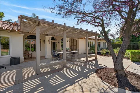 $1,295,000 | 1353 Rimroad, Riverside, CA 92506