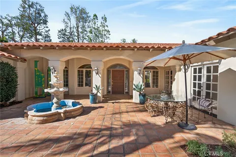 $1,295,000 | 1353 Rimroad, Riverside, CA 92506