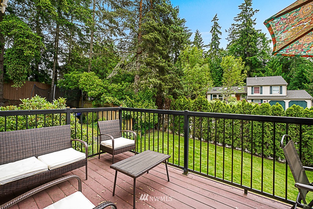 2806 183rd Avenue Northeast Redmond, WA 98052 - Photo 29 of 40 a view of a two chairs in the deck