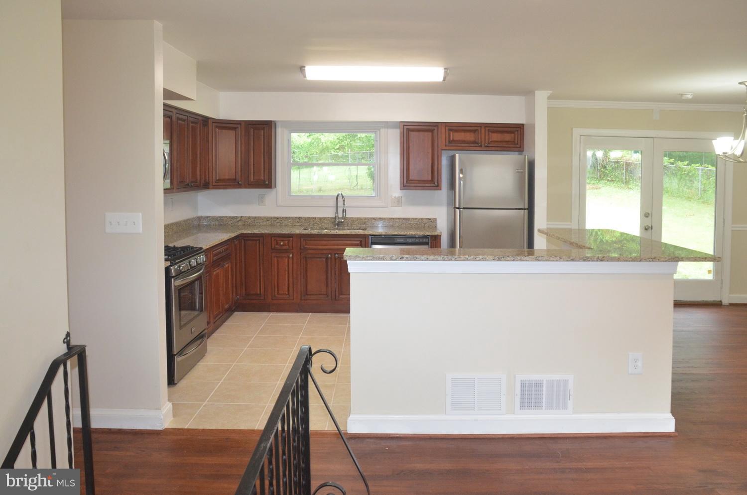 7002 Riverdale Road Lanham, MD 20706 - Photo 8 of 29 Kitchen